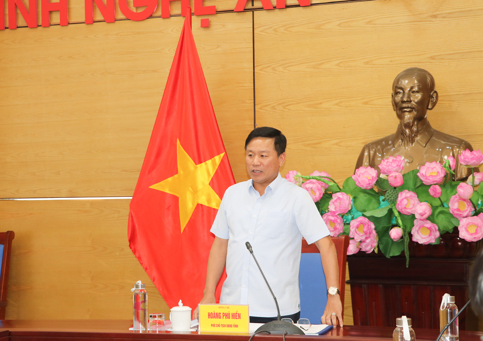 Anh-tin-bai